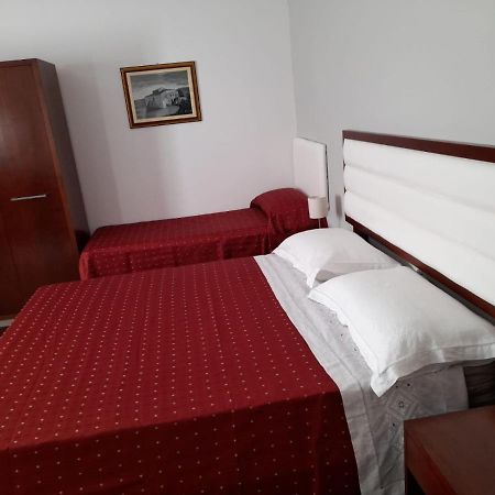 Siracusa Breakfast & Rooms Syracuse Ngoại thất bức ảnh