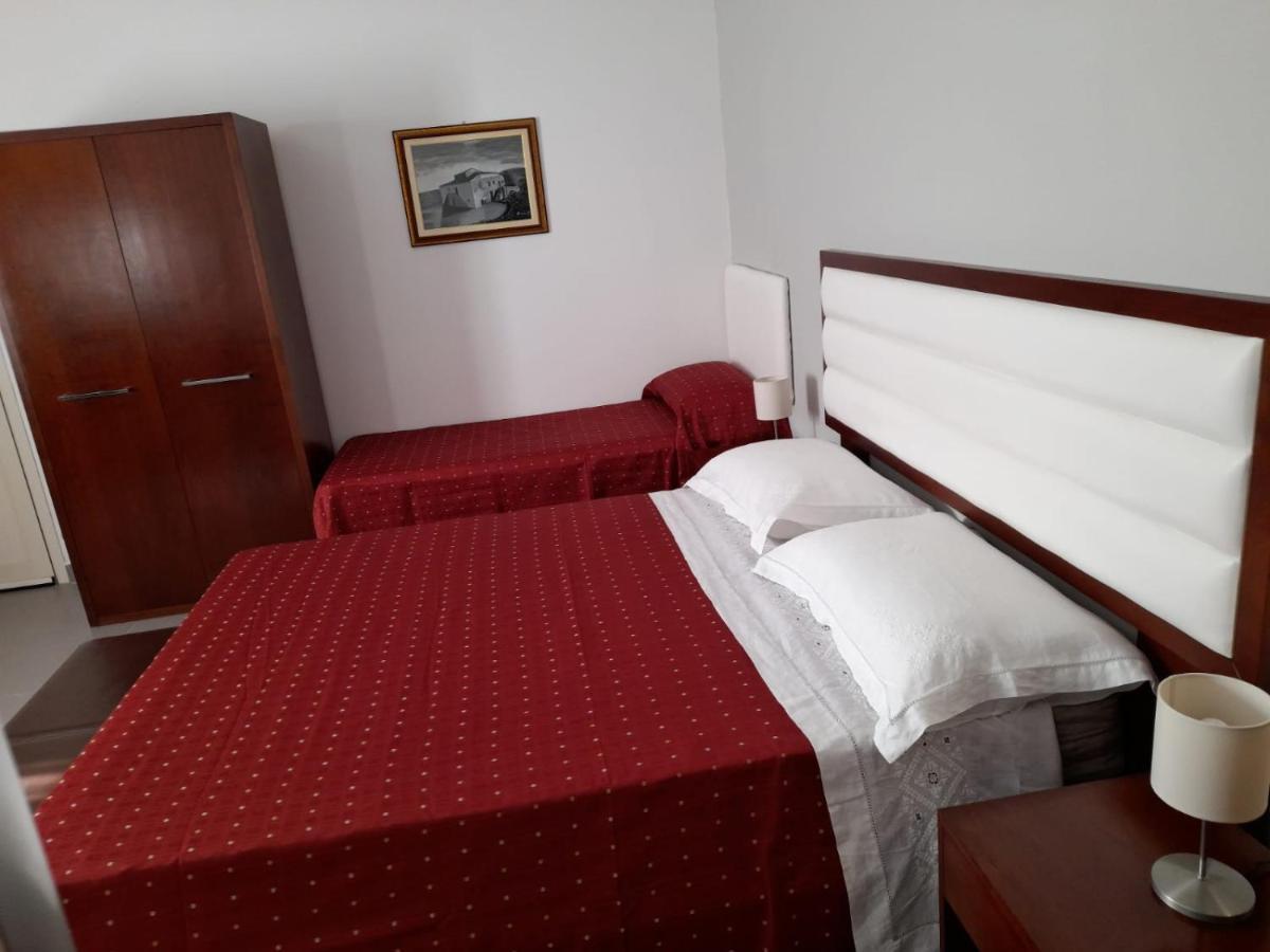 Siracusa Breakfast & Rooms Syracuse Ngoại thất bức ảnh