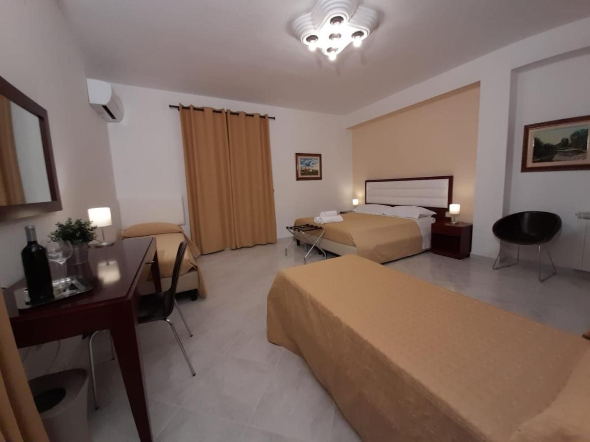 Siracusa Breakfast & Rooms Syracuse Ngoại thất bức ảnh