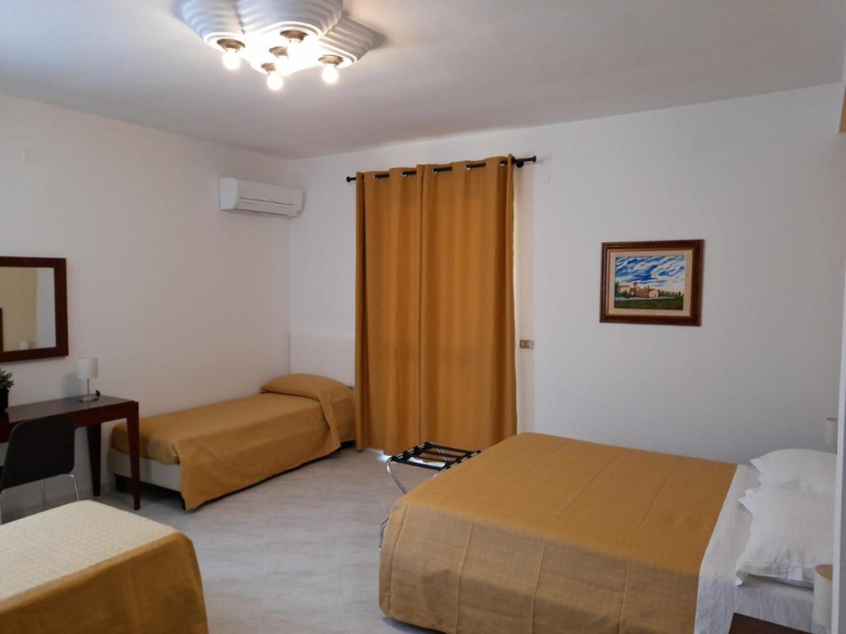 Siracusa Breakfast & Rooms Syracuse Ngoại thất bức ảnh